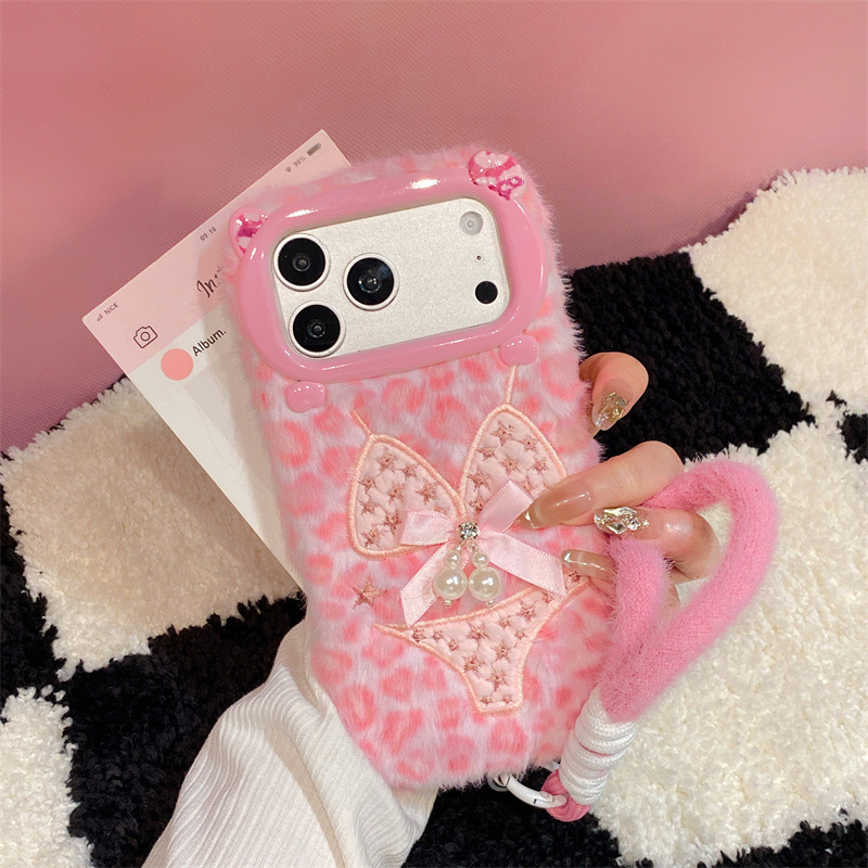 Apple Iphone 15 - Luxe luipaardprint bikini patroon pluche telefoonhoesje