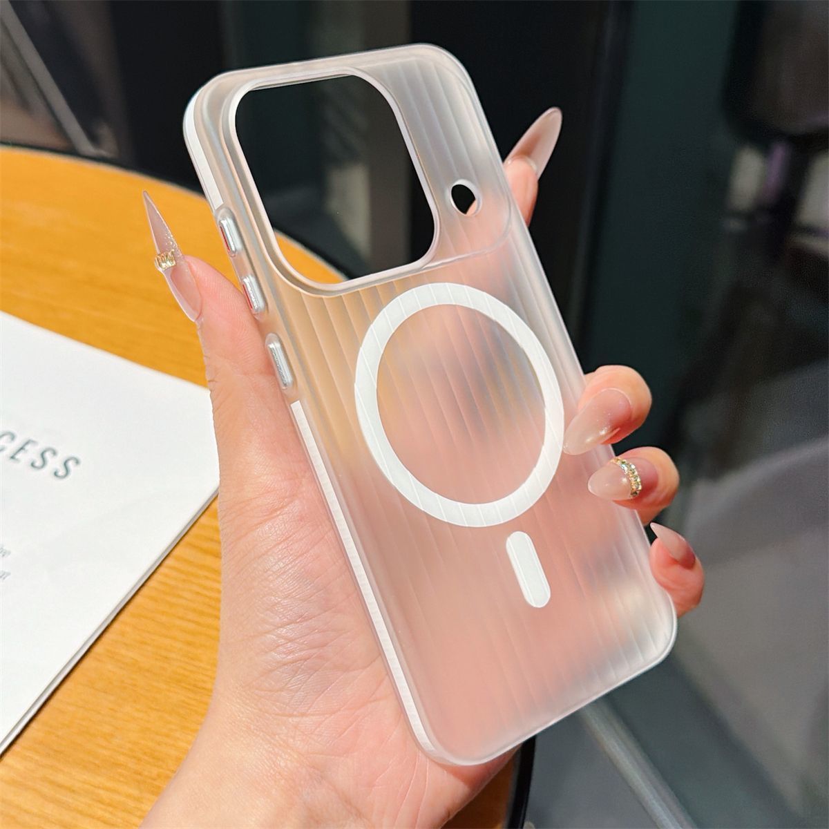 Luxe Ice Fog Gegolfde Strip Ma - Oppo Find X8 recensie en prijs